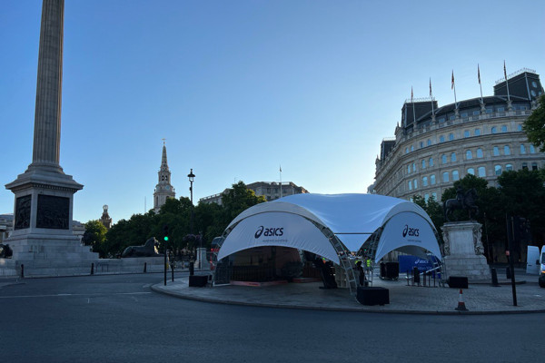 London Trafalgar Square Marathon Oasis by ASICS project view 3