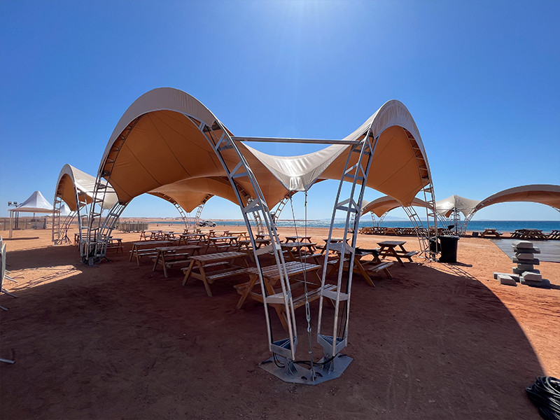 /tents/Arch_10x10/11.jpg