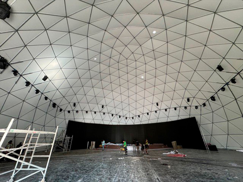 /tents/DomeD30/3.jpg